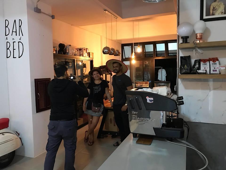 Barandbed Urt Hostel Szuratthani Kültér fotó