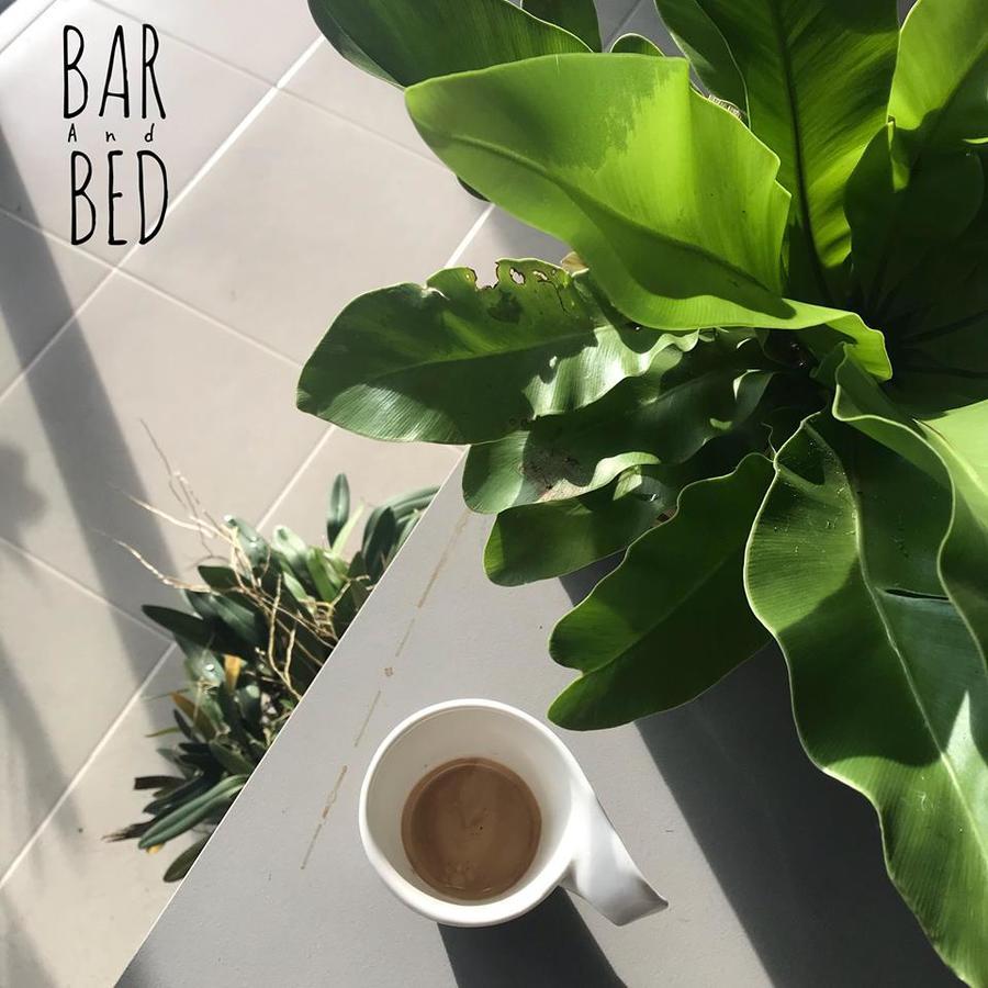 Barandbed Urt Hostel Szuratthani Kültér fotó